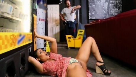 Vending Machine Disasters Video With Kyle Mason, Carmela Clutch - Brazzers