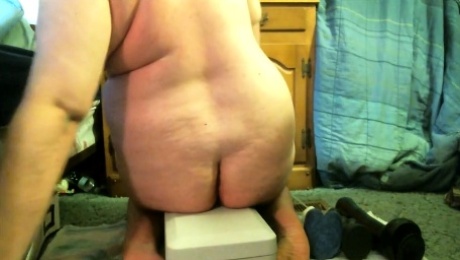 Fat pussy masturbate on webcam